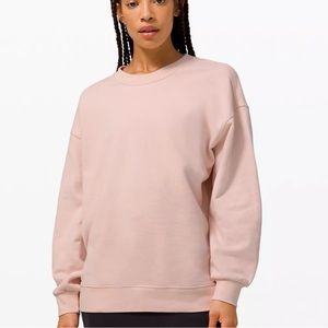 Lululemon Perfectly Oversized Crew
Feather Pink